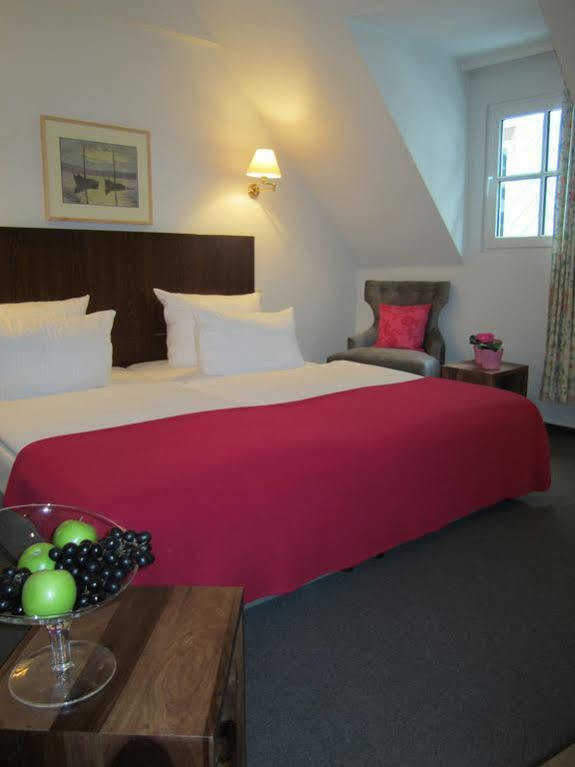 Hotel Lindenwirt Rüdesheim am Rhein Eksteriør billede